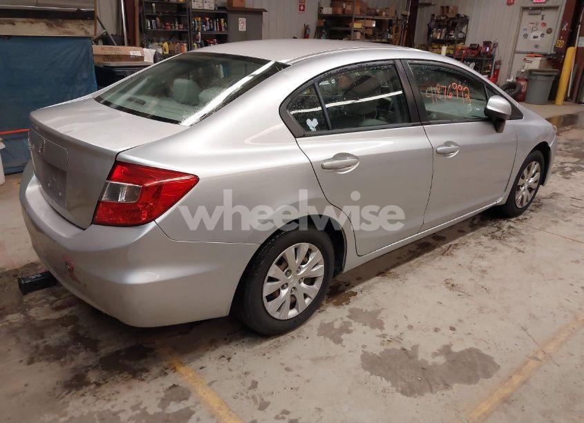 Photo 4 of 2012 Honda Civic LX (VIN 19XFB2F54CE321019)