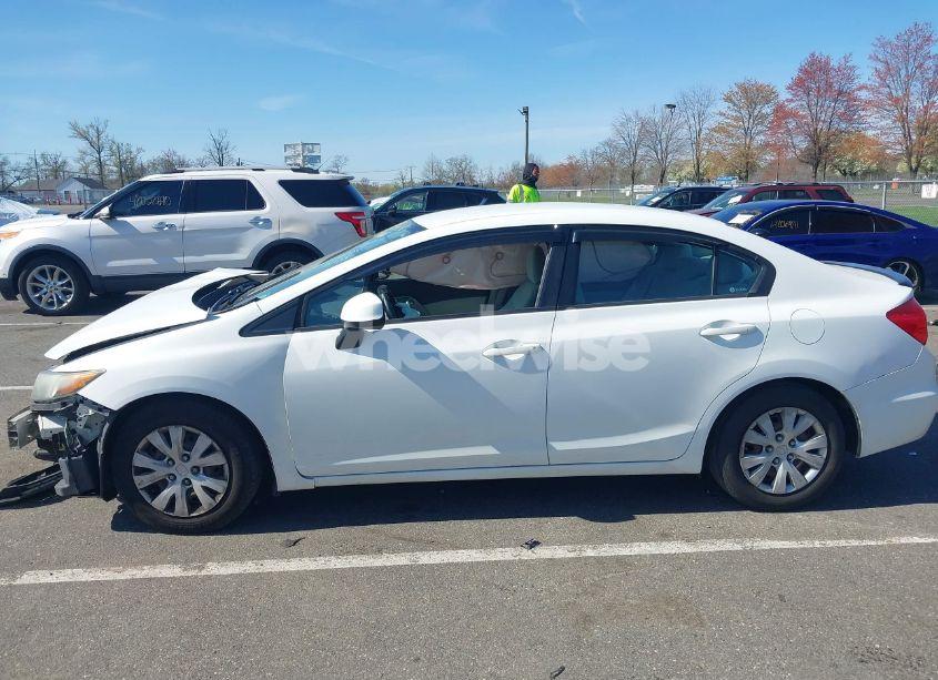 Photo 14 of 2012 Honda Civic LX (VIN 19XFB2F54CE348155)