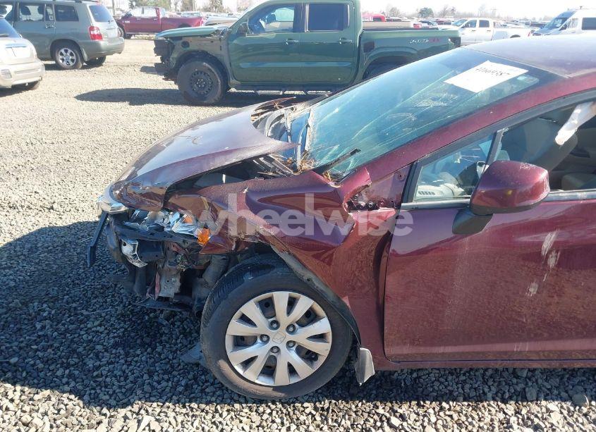 Photo 13 of 2012 Honda Civic LX (VIN 19XFB2F54CE355767)