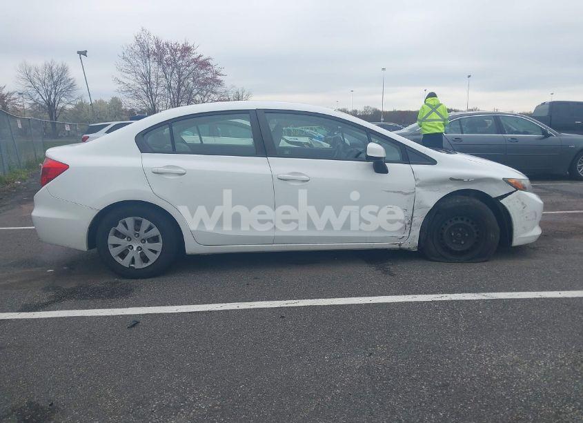 Photo 13 of 2012 Honda Civic LX (VIN 19XFB2F54CE384489)