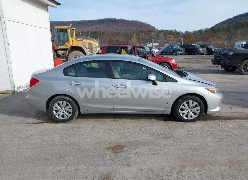 Photo 13 of 2012 Honda Civic LX (VIN 19XFB2F54CE387702)