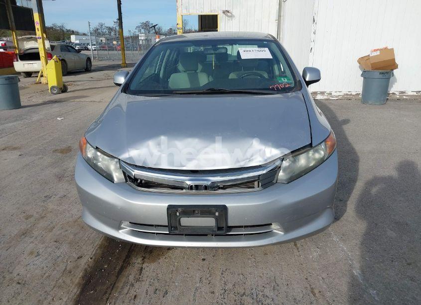 Photo 6 of 2012 Honda Civic LX (VIN 19XFB2F54CE387702)