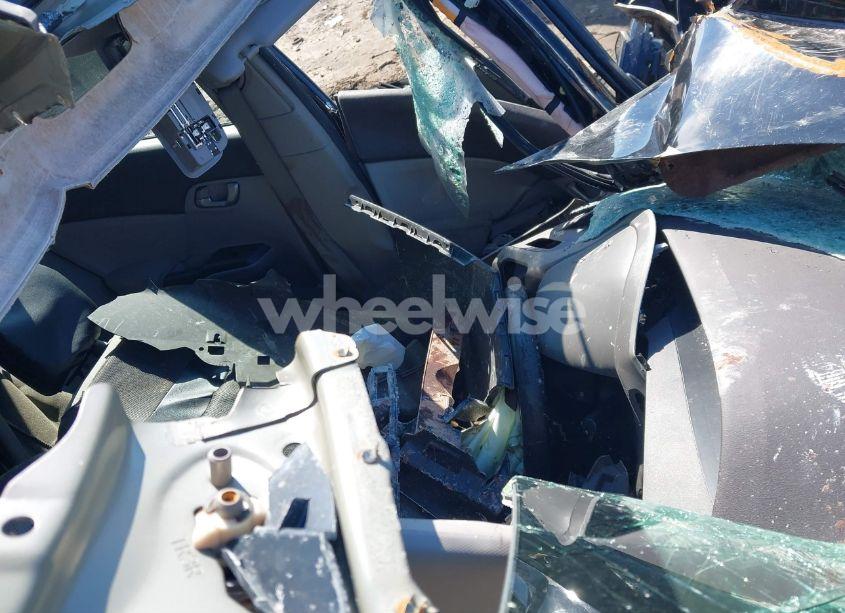 Photo 5 of 2012 Honda Civic LX (VIN 19XFB2F54CE392026)