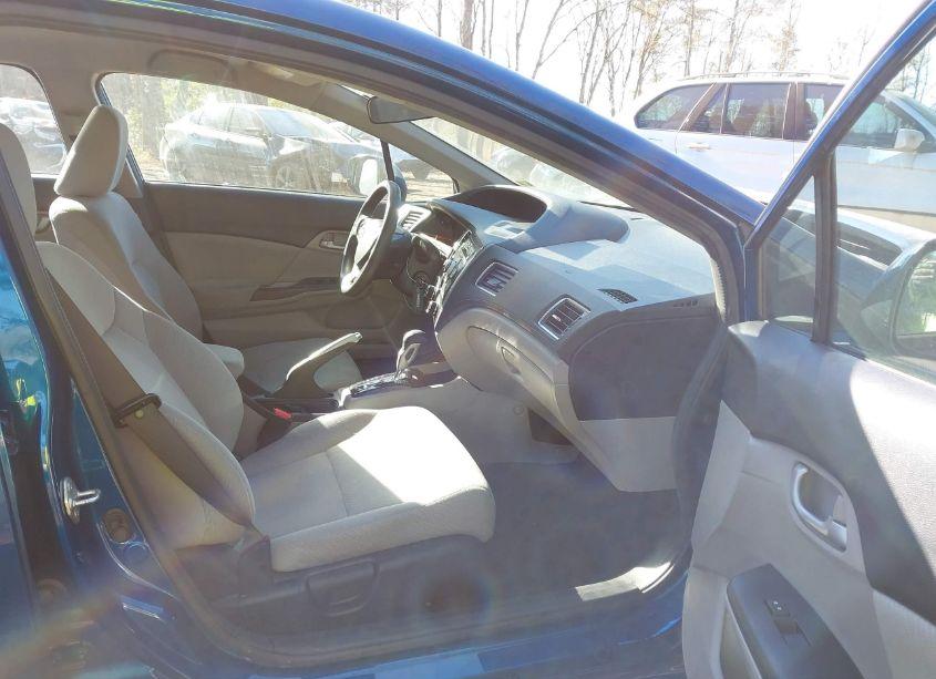 Photo 5 of 2013 Honda Civic LX (VIN 19XFB2F54DE004861)