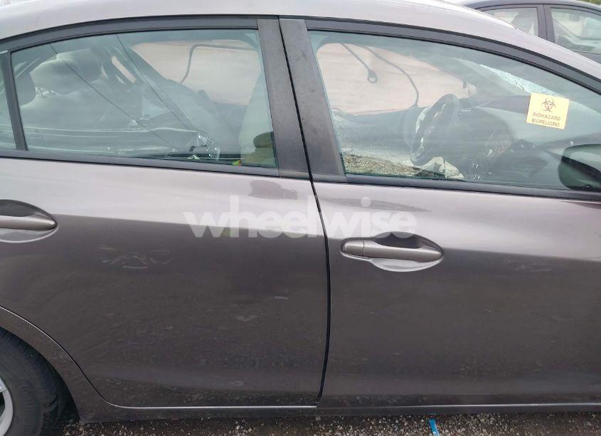 Photo 12 of 2013 Honda Civic LX (VIN 19XFB2F54DE032577)