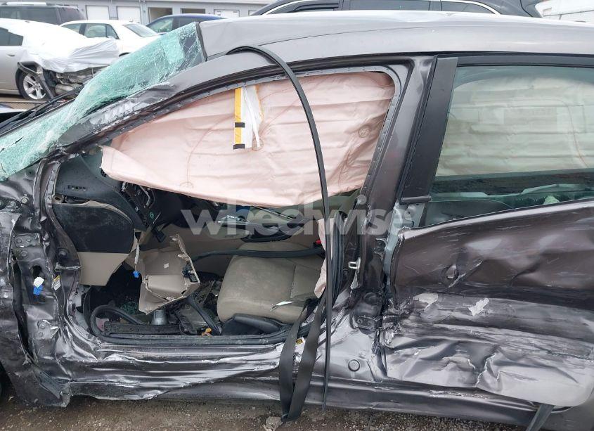 Photo 13 of 2013 Honda Civic LX (VIN 19XFB2F54DE032577)