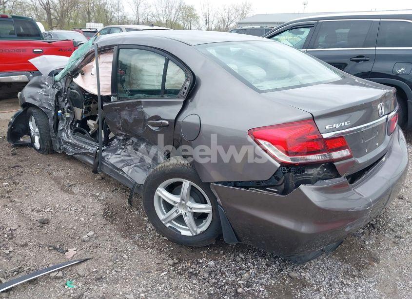 Photo 3 of 2013 Honda Civic LX (VIN 19XFB2F54DE032577)