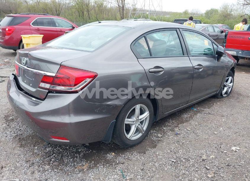 Photo 4 of 2013 Honda Civic LX (VIN 19XFB2F54DE032577)