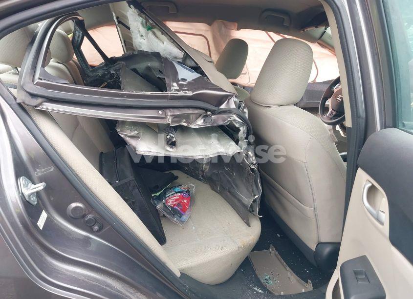 Photo 8 of 2013 Honda Civic LX (VIN 19XFB2F54DE032577)