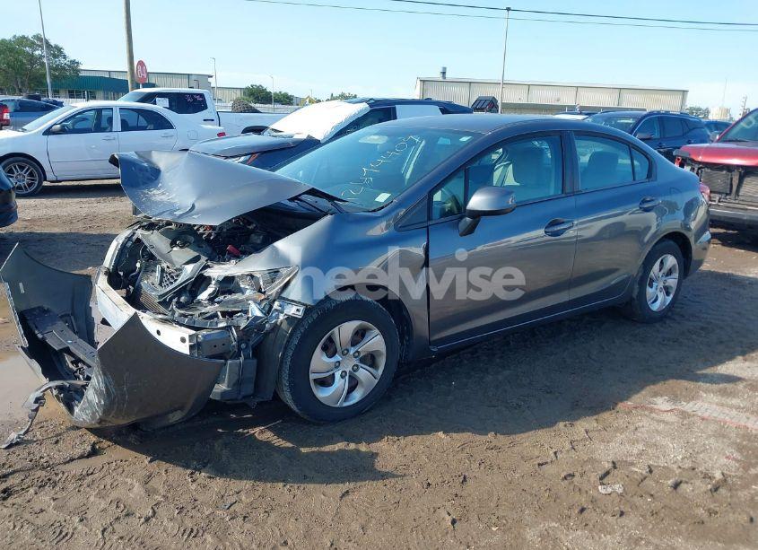 Photo 2 of 2013 Honda Civic LX (VIN 19XFB2F54DE041313)