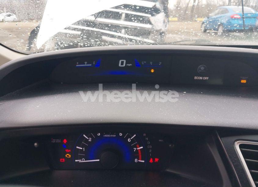 Photo 7 of 2013 Honda Civic LX (VIN 19XFB2F54DE042882)