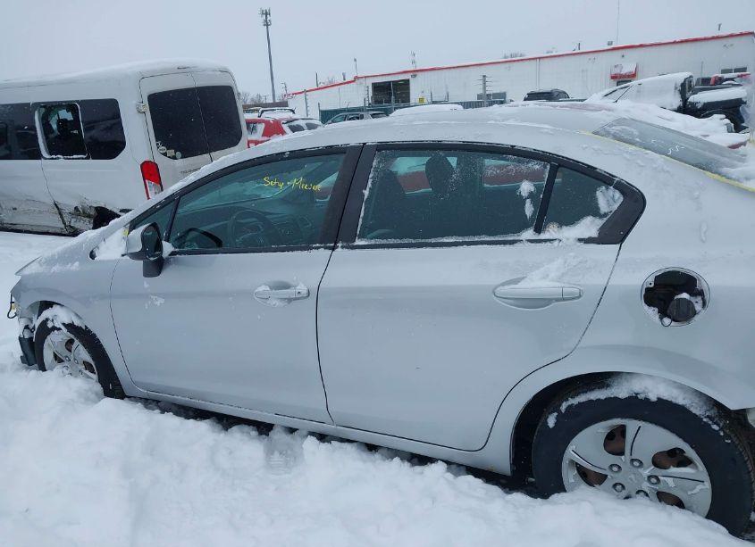 Photo 15 of 2013 Honda Civic LX (VIN 19XFB2F54DE046821)