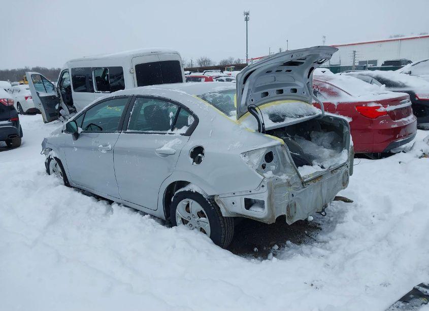 Photo 3 of 2013 Honda Civic LX (VIN 19XFB2F54DE046821)