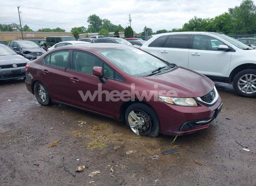 2013 Honda Civic LX (VIN 19XFB2F54DE047080) main photo