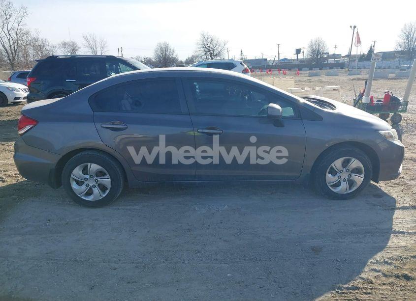 Photo 13 of 2013 Honda Civic LX (VIN 19XFB2F54DE061139)