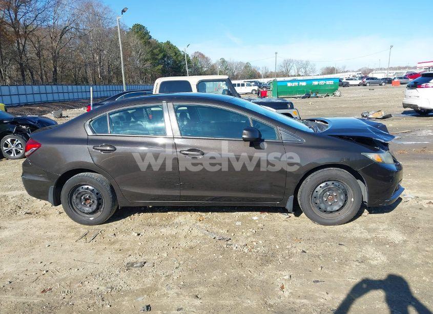 Photo 13 of 2013 Honda Civic LX (VIN 19XFB2F54DE068110)