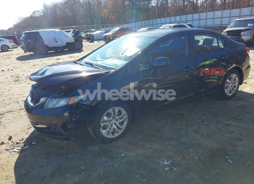 Photo 2 of 2013 Honda Civic LX (VIN 19XFB2F54DE068110)