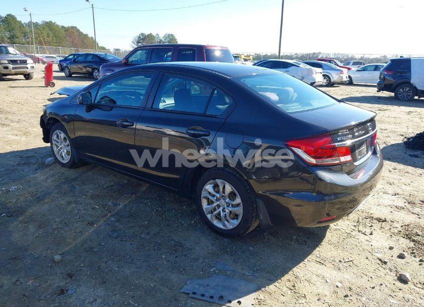 Photo 3 of 2013 Honda Civic LX (VIN 19XFB2F54DE068110)