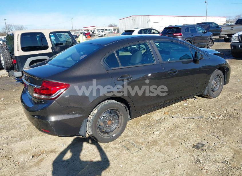 Photo 4 of 2013 Honda Civic LX (VIN 19XFB2F54DE068110)