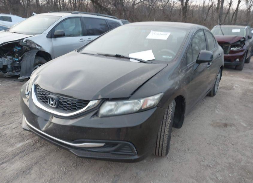 Photo 2 of 2013 Honda Civic LX (VIN 19XFB2F54DE068141)