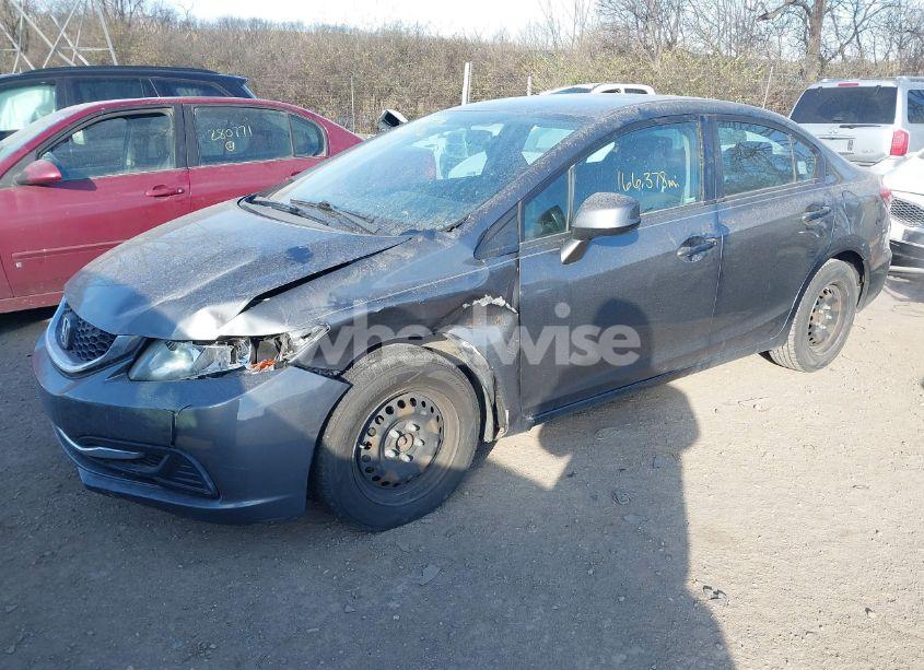 Photo 2 of 2013 Honda Civic LX (VIN 19XFB2F54DE077485)
