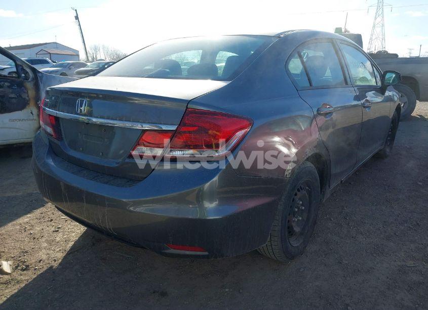 Photo 4 of 2013 Honda Civic LX (VIN 19XFB2F54DE077485)