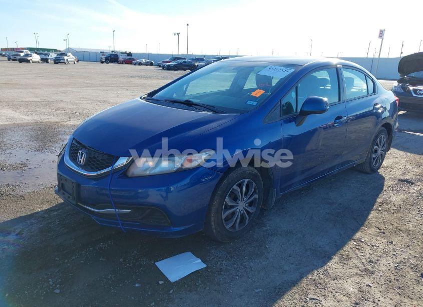 Photo 2 of 2013 Honda Civic LX (VIN 19XFB2F54DE079270)