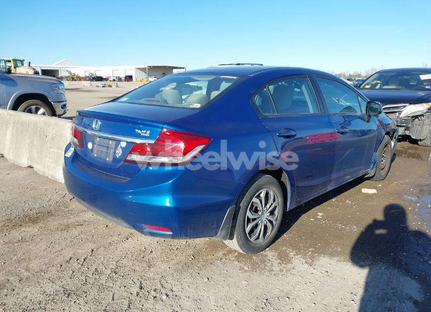 Photo 4 of 2013 Honda Civic LX (VIN 19XFB2F54DE079270)