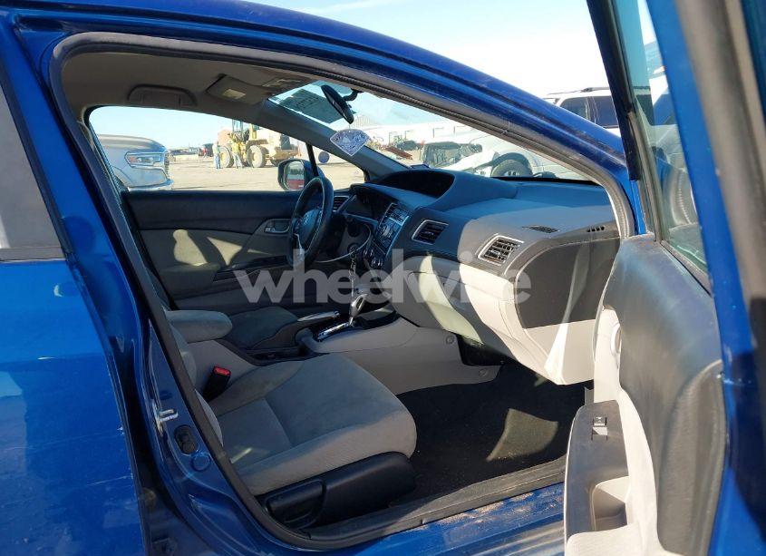 Photo 5 of 2013 Honda Civic LX (VIN 19XFB2F54DE079270)