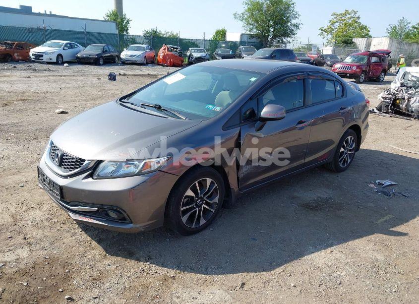 Photo 2 of 2013 Honda Civic LX (VIN 19XFB2F54DE086333)