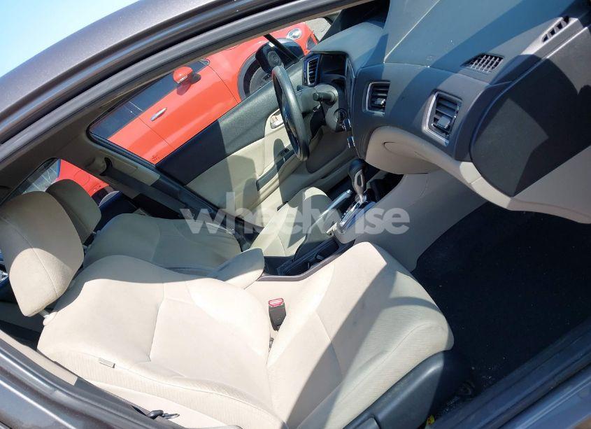 Photo 5 of 2013 Honda Civic LX (VIN 19XFB2F54DE086333)