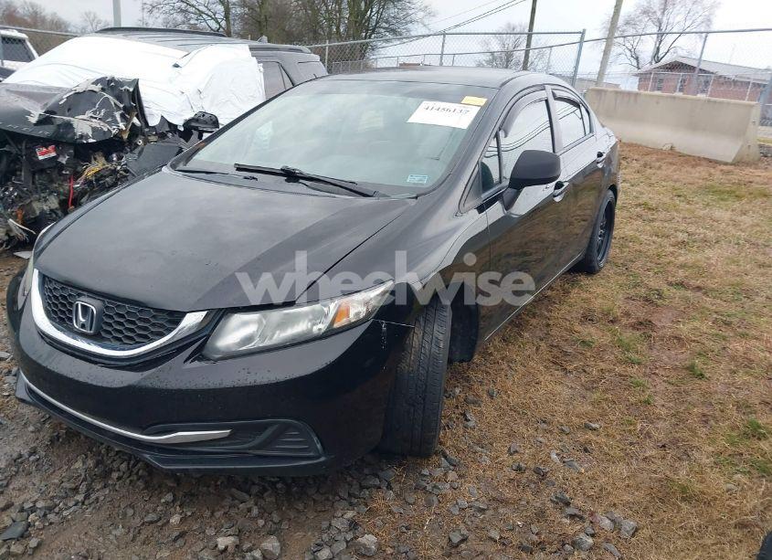 Photo 2 of 2013 Honda Civic LX (VIN 19XFB2F54DE086705)