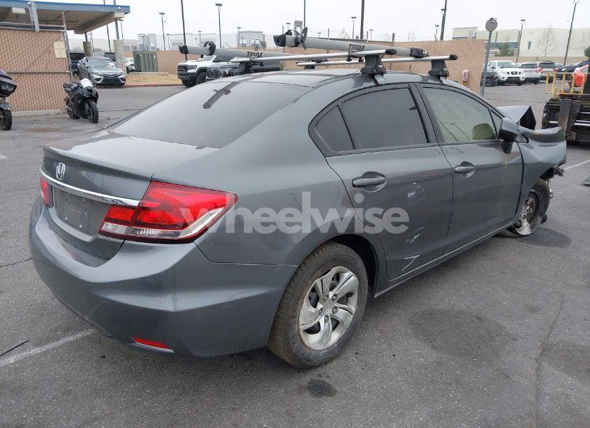 Photo 4 of 2013 Honda Civic LX (VIN 19XFB2F54DE204008)