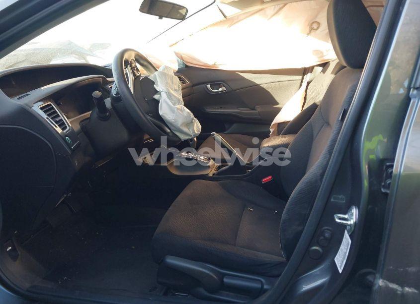 Photo 5 of 2013 Honda Civic LX (VIN 19XFB2F54DE204008)