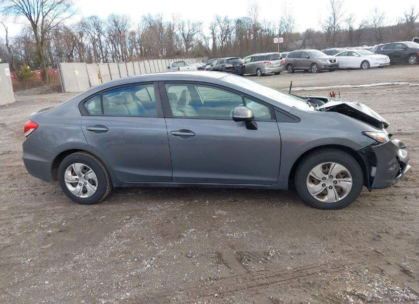 Photo 13 of 2013 Honda Civic LX (VIN 19XFB2F54DE225988)