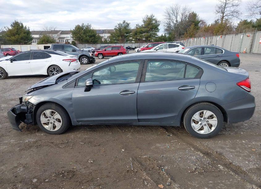 Photo 14 of 2013 Honda Civic LX (VIN 19XFB2F54DE225988)
