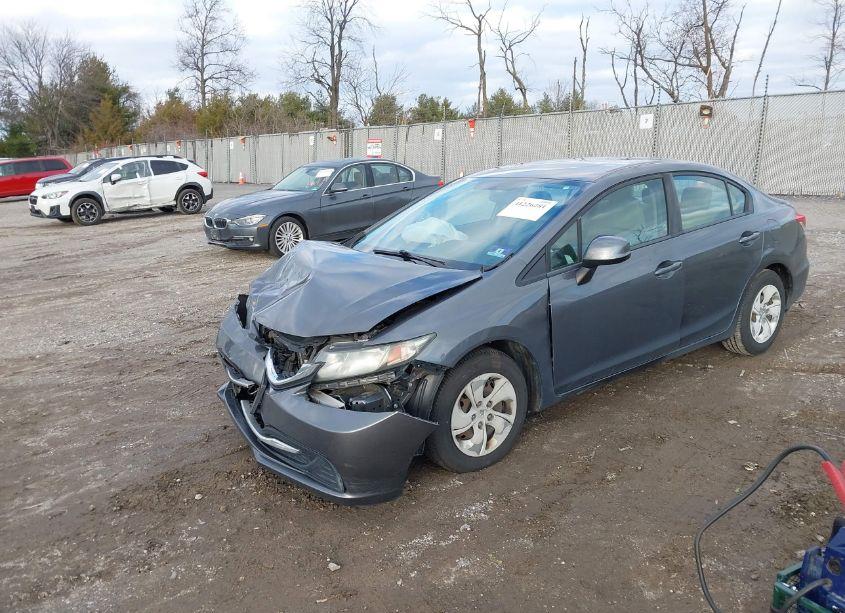 Photo 2 of 2013 Honda Civic LX (VIN 19XFB2F54DE225988)