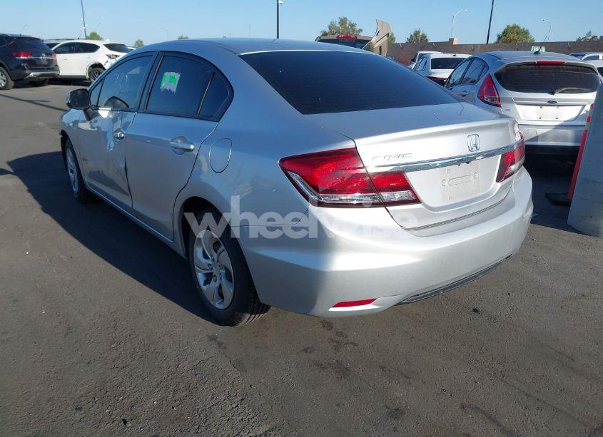 Photo 3 of 2013 Honda Civic LX (VIN 19XFB2F54DE228051)