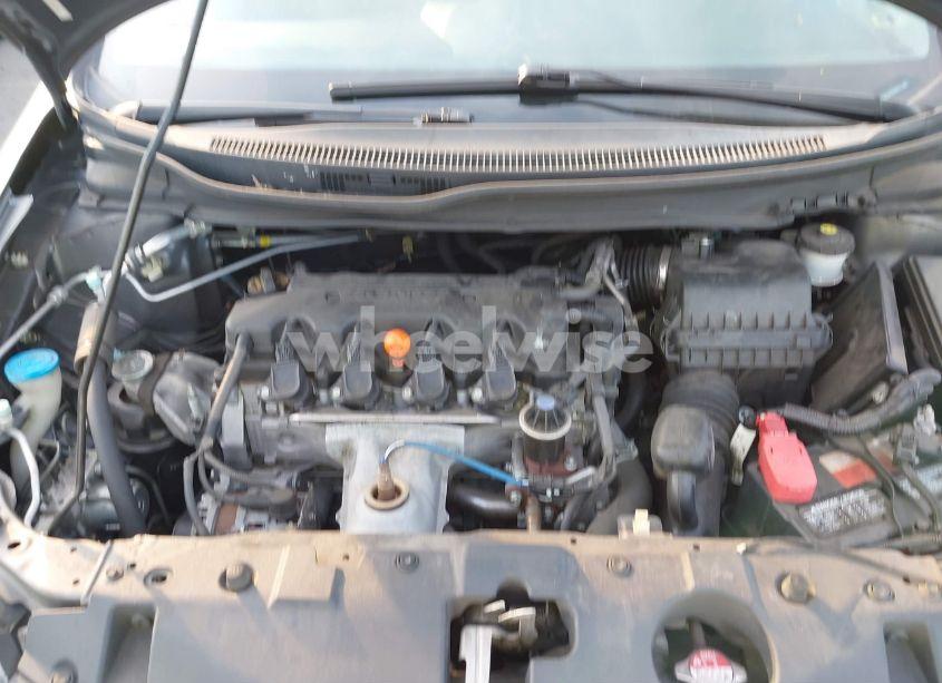 Photo 10 of 2013 Honda Civic LX (VIN 19XFB2F54DE284877)