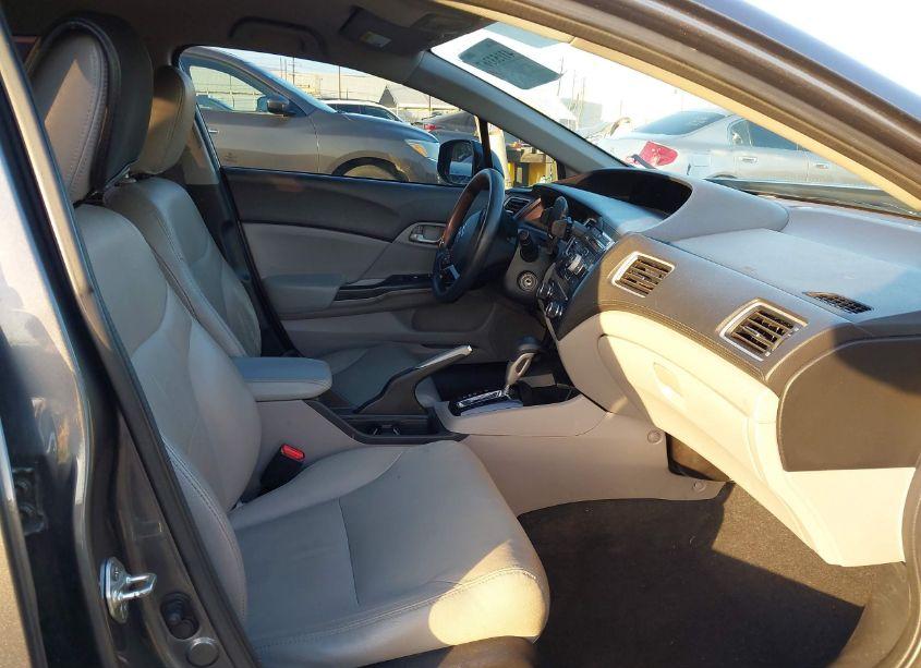 Photo 5 of 2013 Honda Civic LX (VIN 19XFB2F54DE285060)