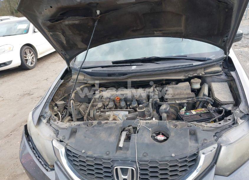 Photo 10 of 2014 Honda Civic LX (VIN 19XFB2F54EE057481)