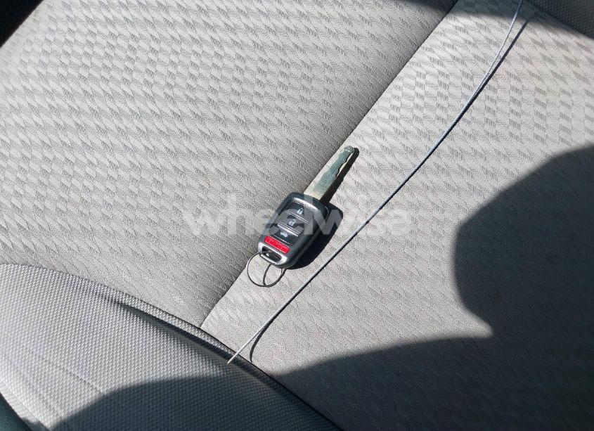 Photo 11 of 2014 Honda Civic LX (VIN 19XFB2F54EE243621)