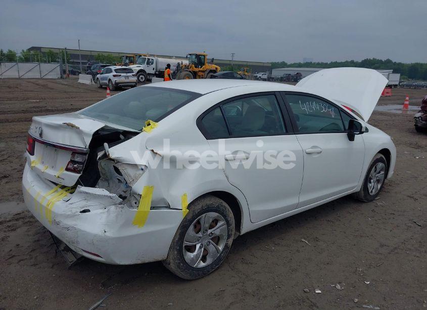 Photo 6 of 2015 Honda Civic LX (VIN 19XFB2F54FE050841)