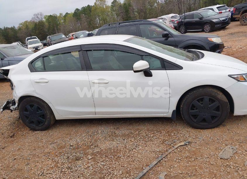 Photo 13 of 2015 Honda Civic LX (VIN 19XFB2F54FE055697)