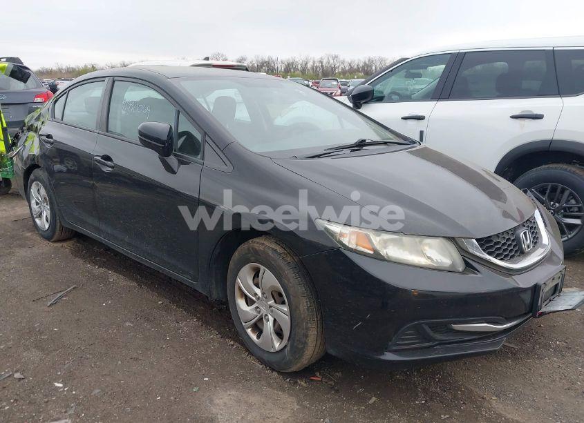2015 Honda Civic LX (VIN 19XFB2F54FE057949) main photo
