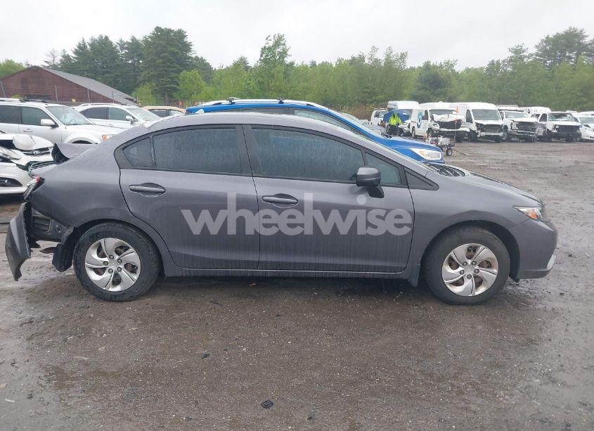 Photo 13 of 2015 Honda Civic LX (VIN 19XFB2F54FE082835)