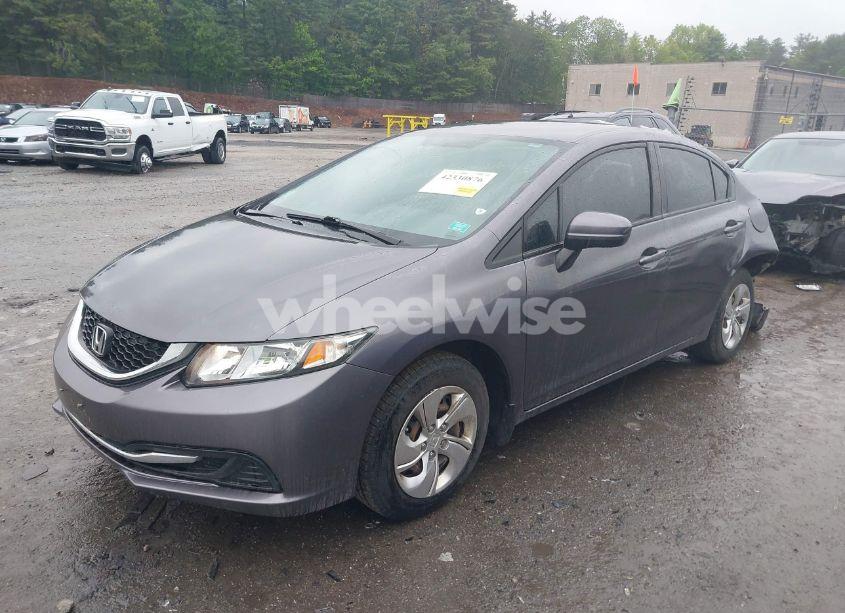 Photo 2 of 2015 Honda Civic LX (VIN 19XFB2F54FE082835)