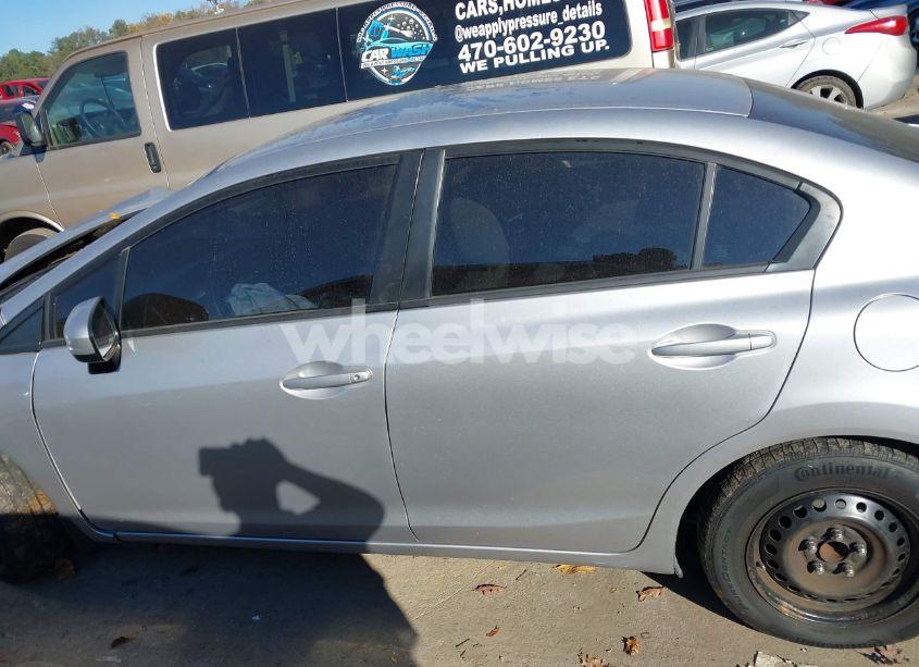 Photo 14 of 2015 Honda Civic LX (VIN 19XFB2F54FE106003)