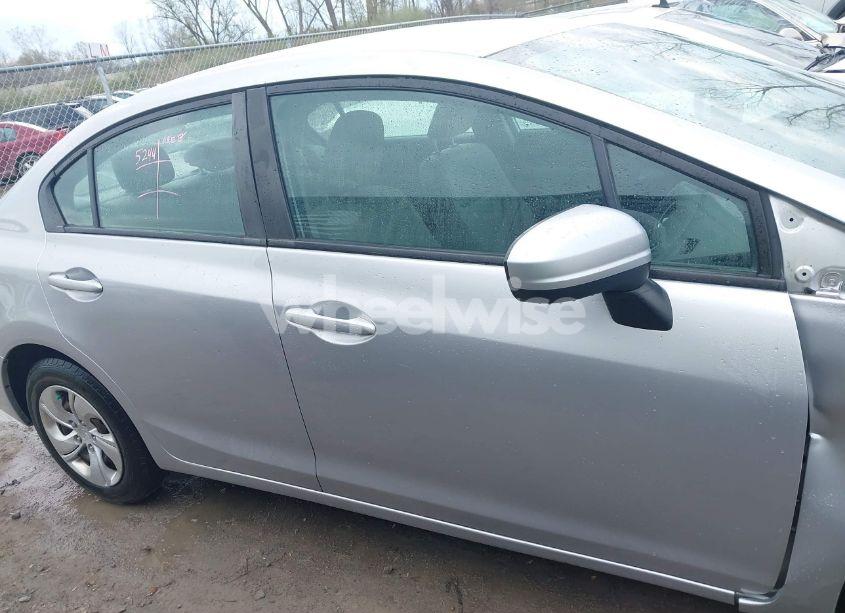 Photo 13 of 2015 Honda Civic LX (VIN 19XFB2F54FE111833)