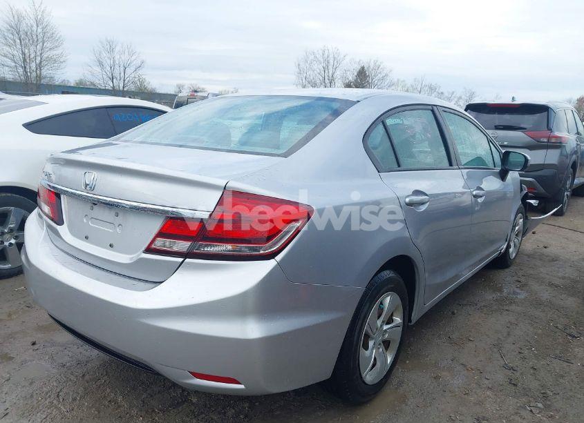 Photo 4 of 2015 Honda Civic LX (VIN 19XFB2F54FE111833)
